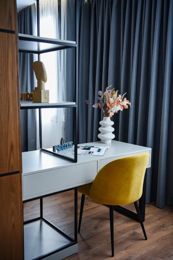 The Wilson Tirana Hotell Exteriör bild